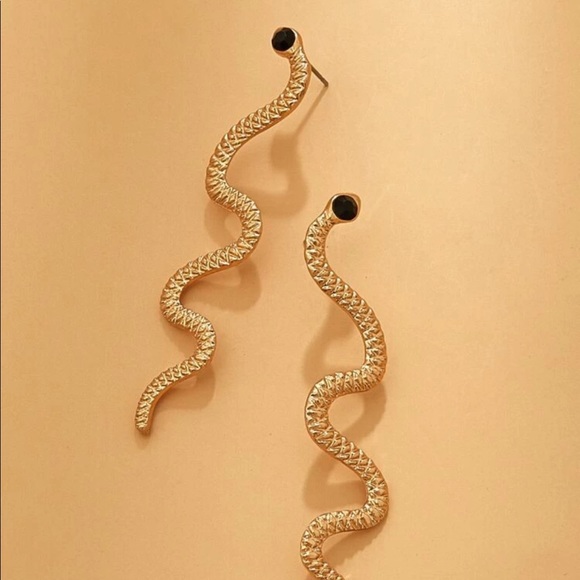 • Octavia • Snake Earrings - Picture 3 of 5